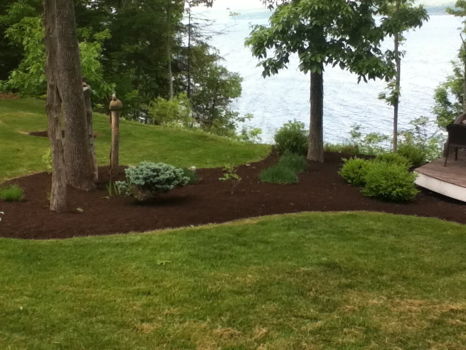 Grassmasters Landscaping Mulching Project 9